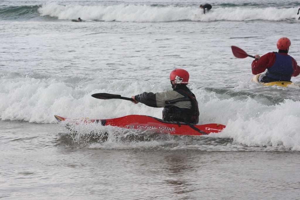kayak surf