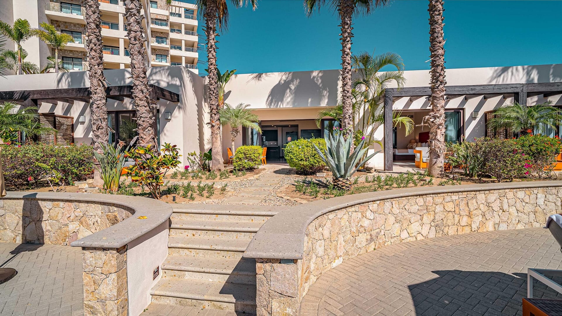 Diamante Blvd, Cabo San Lucas,, Pacific, Baja California Sur – properties in Villa La Estancia cabo