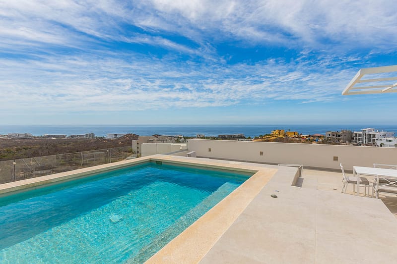 Turn-Key Penthouse
